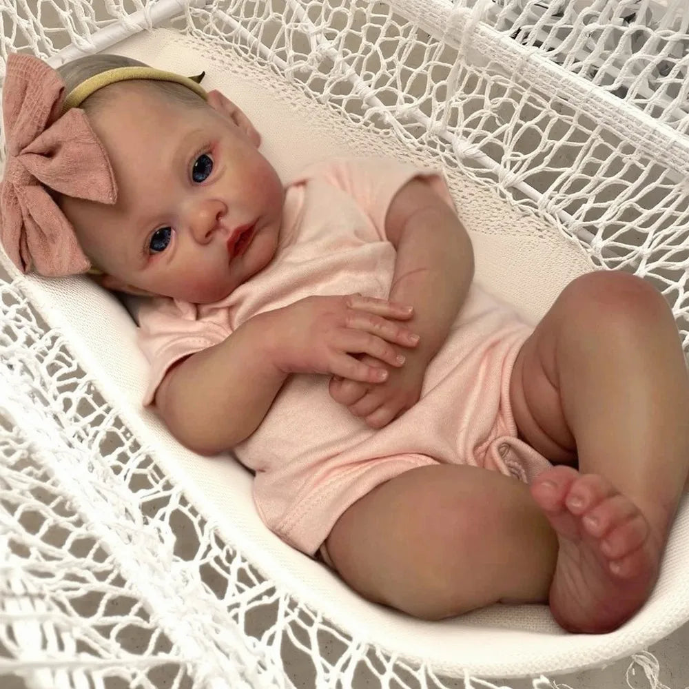 Lifelike 49cm Reborn Baby Doll – Realistic Newborn with Soft Body & Handcrafted Details