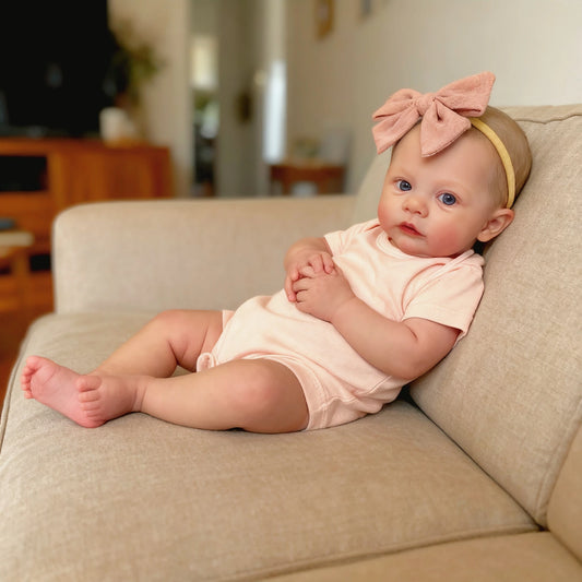 Lifelike 49cm Reborn Baby Doll – Realistic Newborn with Soft Body & Handcrafted Details