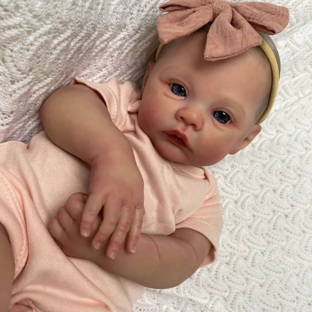 Lifelike 49cm Reborn Baby Doll – Realistic Newborn with Soft Body & Handcrafted Details
