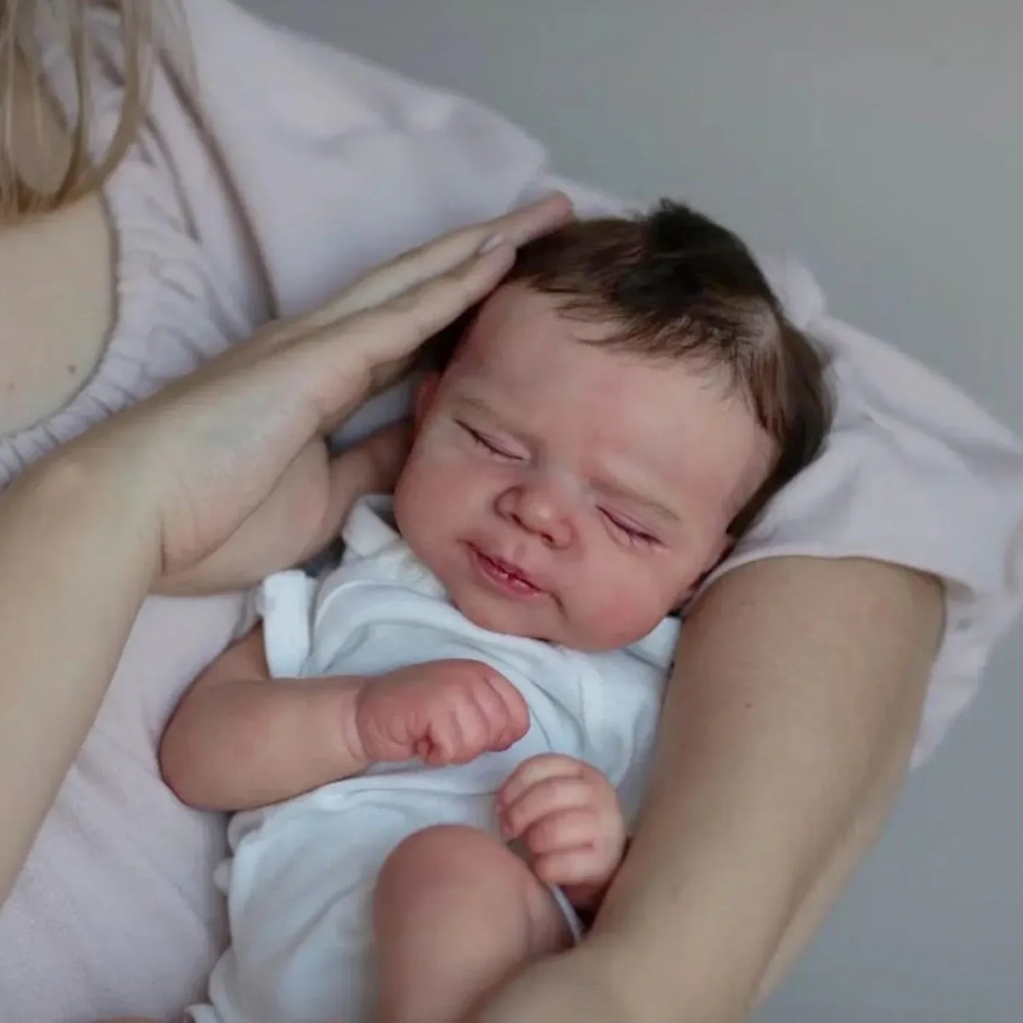 48cm Realistic Sleeping Reborn Baby Doll – Soft Body Newborn with Lifelike Features